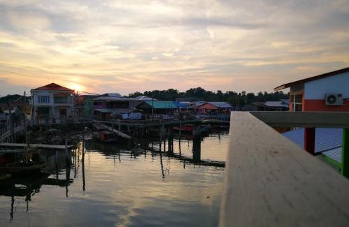 Pulau Ketam House | Experience Pulau Ketam D'island Beds & Cafe with Breakfast