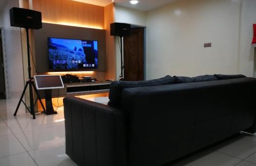 Pulau Ketam House | Experience Pulau Ketam D'island Beds & Cafe with Breakfast