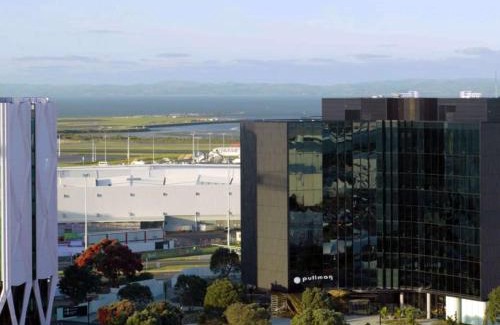 Mangere Hotel | Elegantly Designed Pullman Auckland Airport with Great Amenities