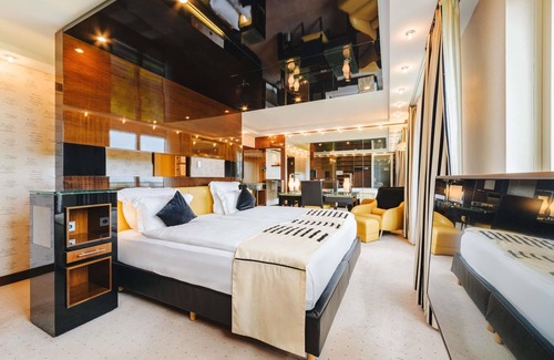 Tiergarten Hotel | Indulge at Pullman Berlin Schweizerhof with Pool & Spa