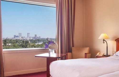 Kiseleff Hotel | Discover Pullman Bucharest: 4-Star Comfort with Spa & Dining
