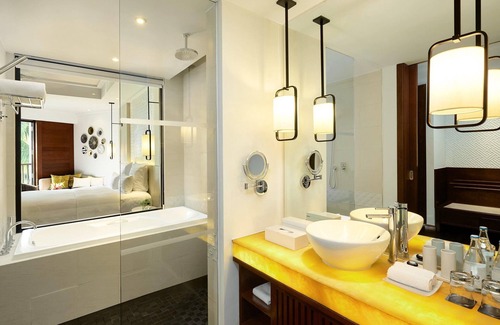 Ngu Hanh Son Resort | Experience Pullman Danang Beach Resort: 5-Star Oceanfront Escape