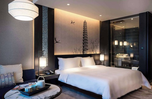 Longting District Hotel | Discover Pullman Kaifeng Jianye: 4-Star Stay with Spa & Pool