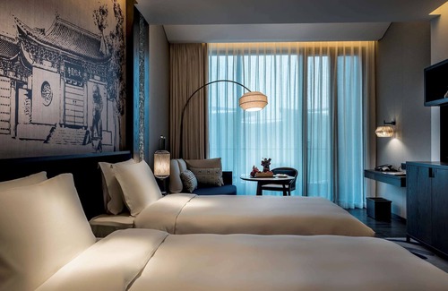 Longting District Hotel | Discover Pullman Kaifeng Jianye: 4-Star Stay with Spa & Pool
