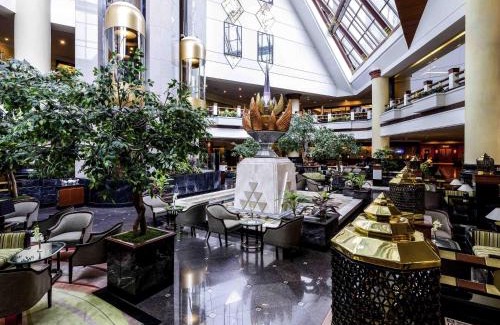 Khon Kaen Hotel | Elegant Pullman Khon Kaen Raja Orchid with Spa & Pool