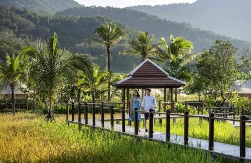 Luang Prabang Hotel | Elegant Pullman Luang Prabang with Pool and Ocean Views