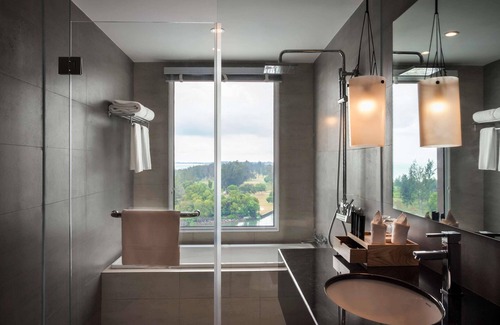 Miri Hotel | Discover Pullman Miri Waterfront: 4-Star Stay with Spa & Pool