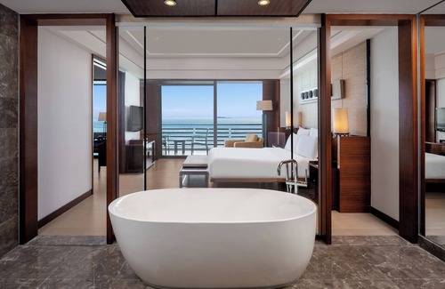Tianya District Resort | Discover Pullman Oceanview Sanya Bay Resort & Spa Today!
