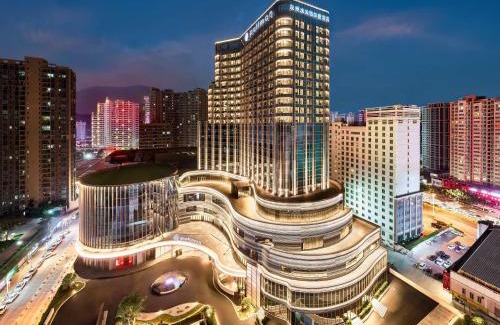 Fengze Hotel | Elegant Pullman Quanzhou Shuitou with Private Pool & Breakfast