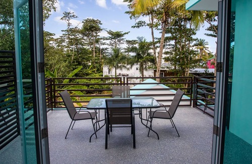 Puntas Apartment | Experience Pulpo Loco Loft: Stylish Oceanfront Retreat