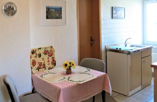 Busumer Deichhausen Apartment | Cozy Puls Ferienwohnungen: Steps from the Beach, 10/10 Rated