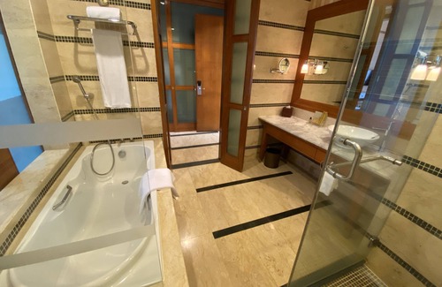 Putrajaya Hotel | Elegant PULSE GRANDE Hotel with Spa, Pool & Breakfast