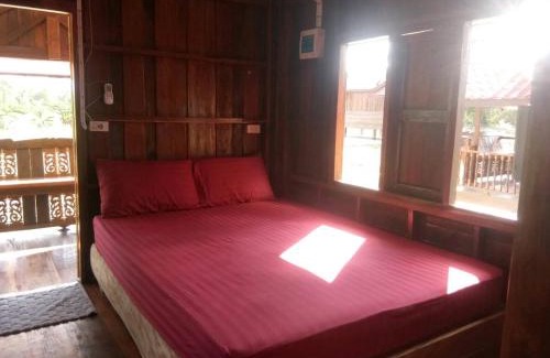 Nong Hong House | Pet-Friendly Pumaka Resort with Excellent Guest Ratings