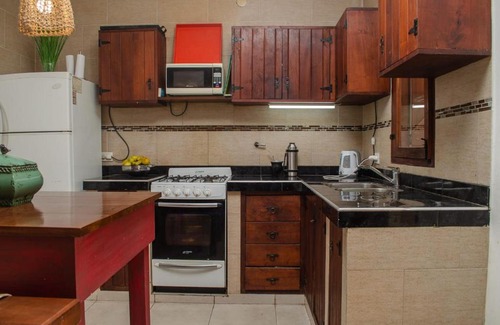 La Banda House | Relax at Pumitas: Pet-Friendly Retreat with Pool & Family Fun