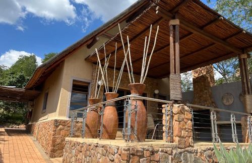 Bela-Bela Ski Chalet | Relax at Pumula Bush Chalet with Pool & Family-Friendly Fun