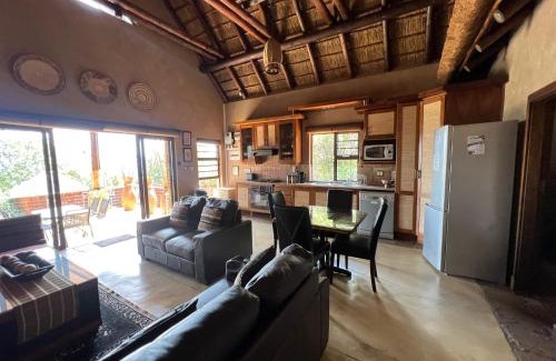 Bela-Bela Ski Chalet | Relax at Pumula Bush Chalet with Pool & Family-Friendly Fun