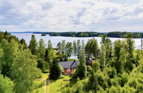 Saarijarvi House | PunaRento