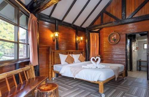 Sai Yok Hotel | Relaxing Pung-waan Resort Kanchanaburi with Pool & Dining