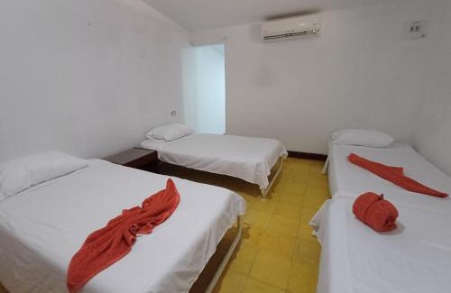 Tierra Bomba Island House | Prime Punta Arena Beach Hostel with Private Beach Access