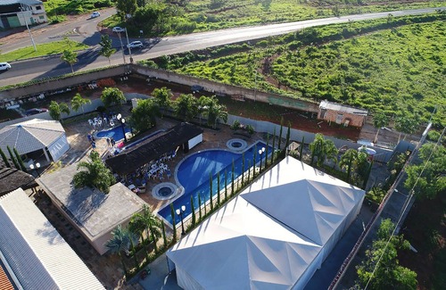 Setor Lagoa Quente House | Experience Punta Caldas Casa 1: Ideal for Up to 10 Guests