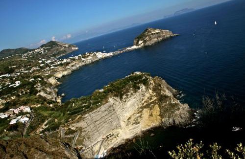 Succhivo Hotel | Punta Chiarito Resort: Oceanfront Haven with Spa & Pool