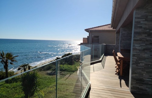 Bravone House | Exceptional Punta di Mare: Pet-Friendly Waterfront Residence