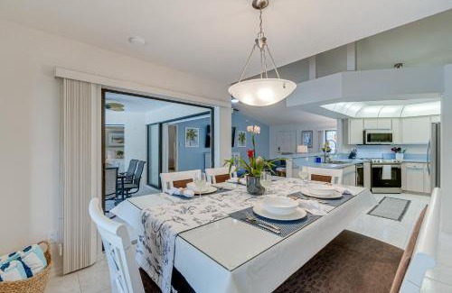 Punta Gorda House | Pet-Friendly Punta Gorda Retreat with Heated Pool & Lanai