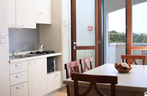 Porto Cesareo Apartment | Punta Grossa Village: Family-Friendly Three-Room Retreat