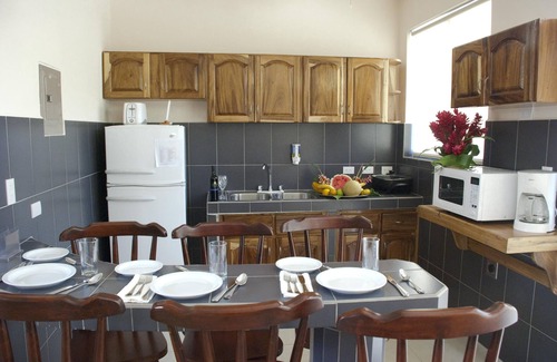 Punta Leona Hotel | Family-Friendly Punta Leona with Pool & Restaurant Access