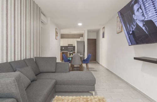 Boca del Rio Apartment | Beautiful Punta Río | Family Apartment Steps from the Beach