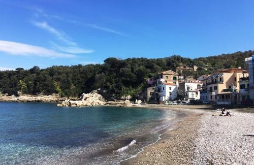 Marina di Puolo Apartment | Cozy Puolo Seaside Apartment with Wheelchair Access