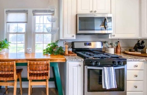 Visalia House | Bohemian Bliss at Pura Vida: Family-Friendly Amenities