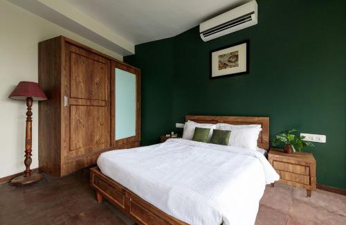 St.Stanislaus Villa Villa | Experience Pura Vida: Hill-View Villa with Pool & Breakfast