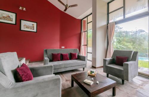 St.Stanislaus Villa Villa | Experience Pura Vida: Hill-View Villa with Pool & Breakfast