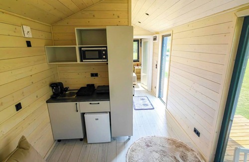 Vama Veche House | Tranquil Pura Vida Cabin by the Seafront and Beach