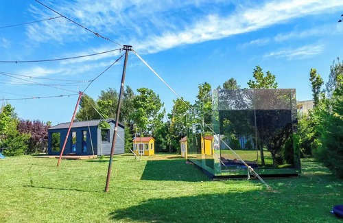 Vama Veche House | Tranquil Pura Vida Cabin by the Seafront and Beach