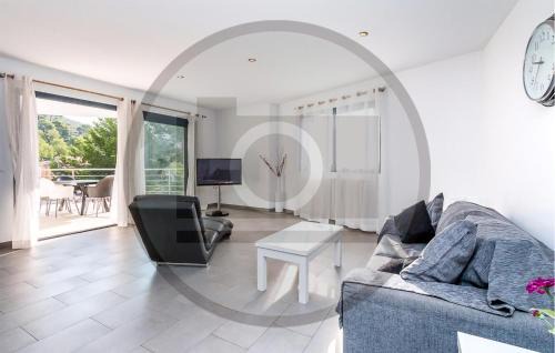 Sant Joan House | Pet-Friendly Paradise: Pura Vida, 4-Star Guest Rated 10/10