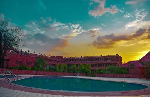 Sawai Madhopur Hotel | Experience Puratan Qila: 5-Star Comfort with Top Amenities