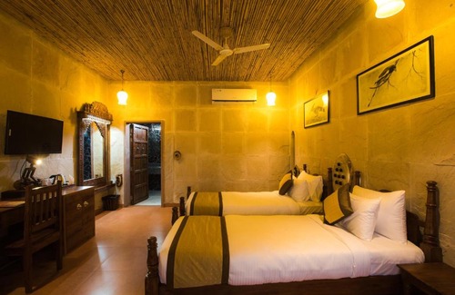 Sawai Madhopur Hotel | Experience Puratan Qila: 5-Star Comfort with Top Amenities