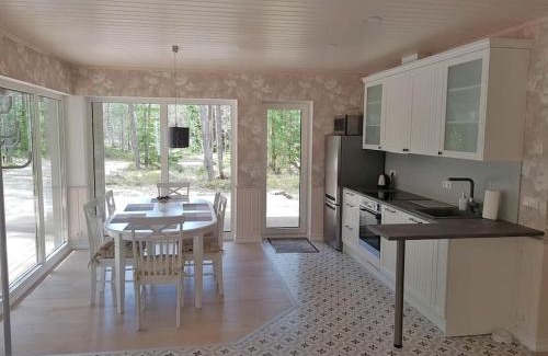 Elbiku House | Experience Puraviku Puhkemaja: Oceanfront Retreat Rated 9.7