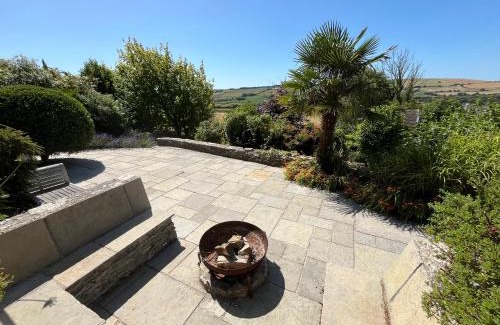 Church Knowle House | Purbeck - Dorset, Idyllic 4 Bed Thatched Cottage