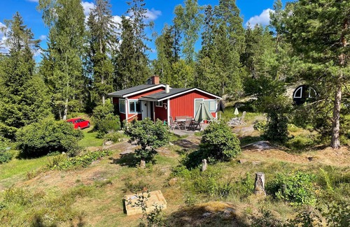 Osteraker Municipality House | Serene Retreat Amidst Forest Bliss and Ocean Views