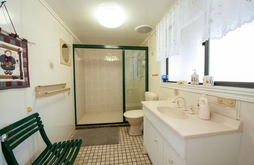 Toowoomba House | Inviting Pure Land Guest House: Family-Friendly Retreat