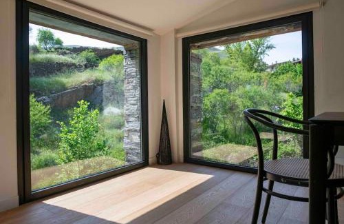 Patones de Arriba Ski Chalet | Discover Pure Lodge: Family-Friendly Getaway in Patones