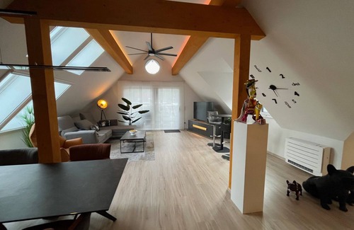 Sudstadt Apartment | PURE LUXURY. Exquisite and quiet apartment in southern Nuremberg