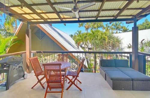 Nelly Bay Villa | Inviting Pure Magnetic Villa 9 with Oceanfront Views