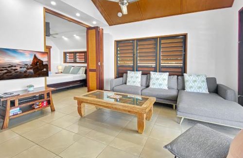 Nelly Bay Villa | Inviting Pure Magnetic Villa 9 with Oceanfront Views