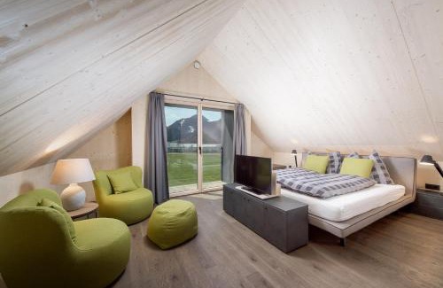 Erpfendorf Apartment | Experience Pure Mountain BASE: Rated 10/10 with Breakfast