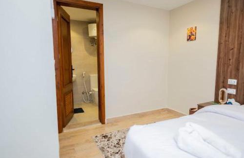 Shurtah al-Dakhlah Hotel | Pure Pyramids View