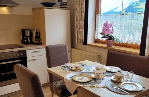 Hoarberg Apartment | Relaxation Awaits in Mayrhofen - Pet-Friendly Retreat